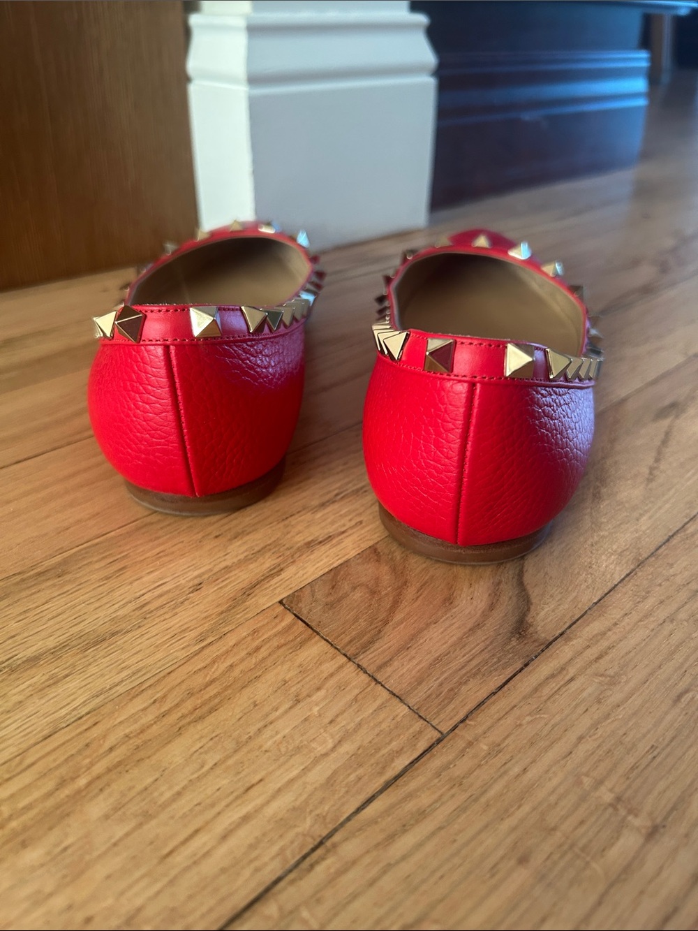 Valentino Red Pointed Rockstud Leather Flats in great condition! - Picture 6 of 11